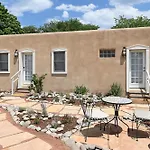 Hébergement de vacances Dos Hermanas Casita 2 & 3 Downtown Courtyard *