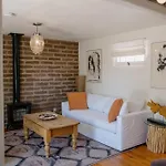Dos Hermanas Casita 2 & 3 Downtown Courtyard Holiday home *
