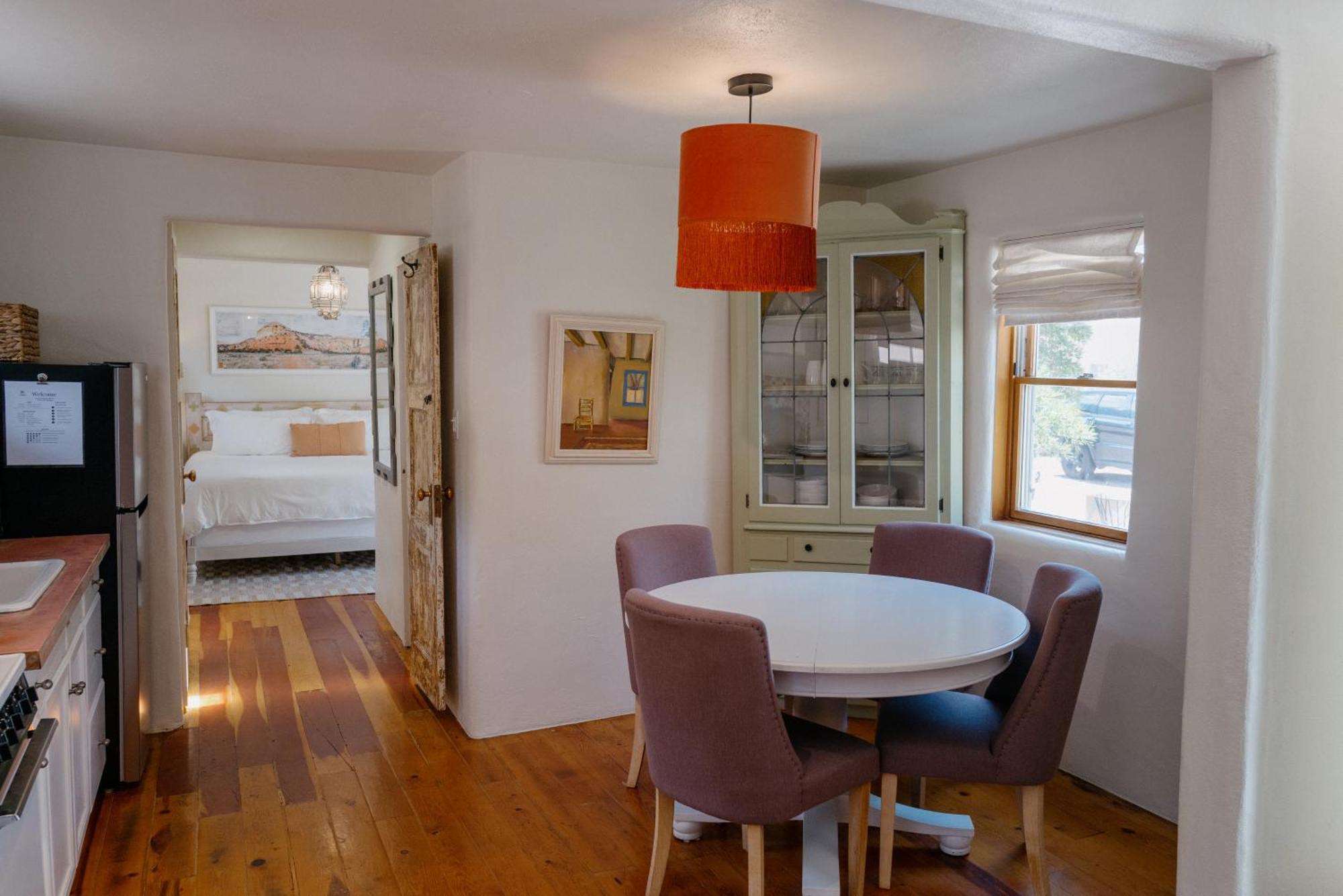 Hébergement de vacances Dos Hermanas Casita 2 & 3 Downtown Courtyard Santa Fé